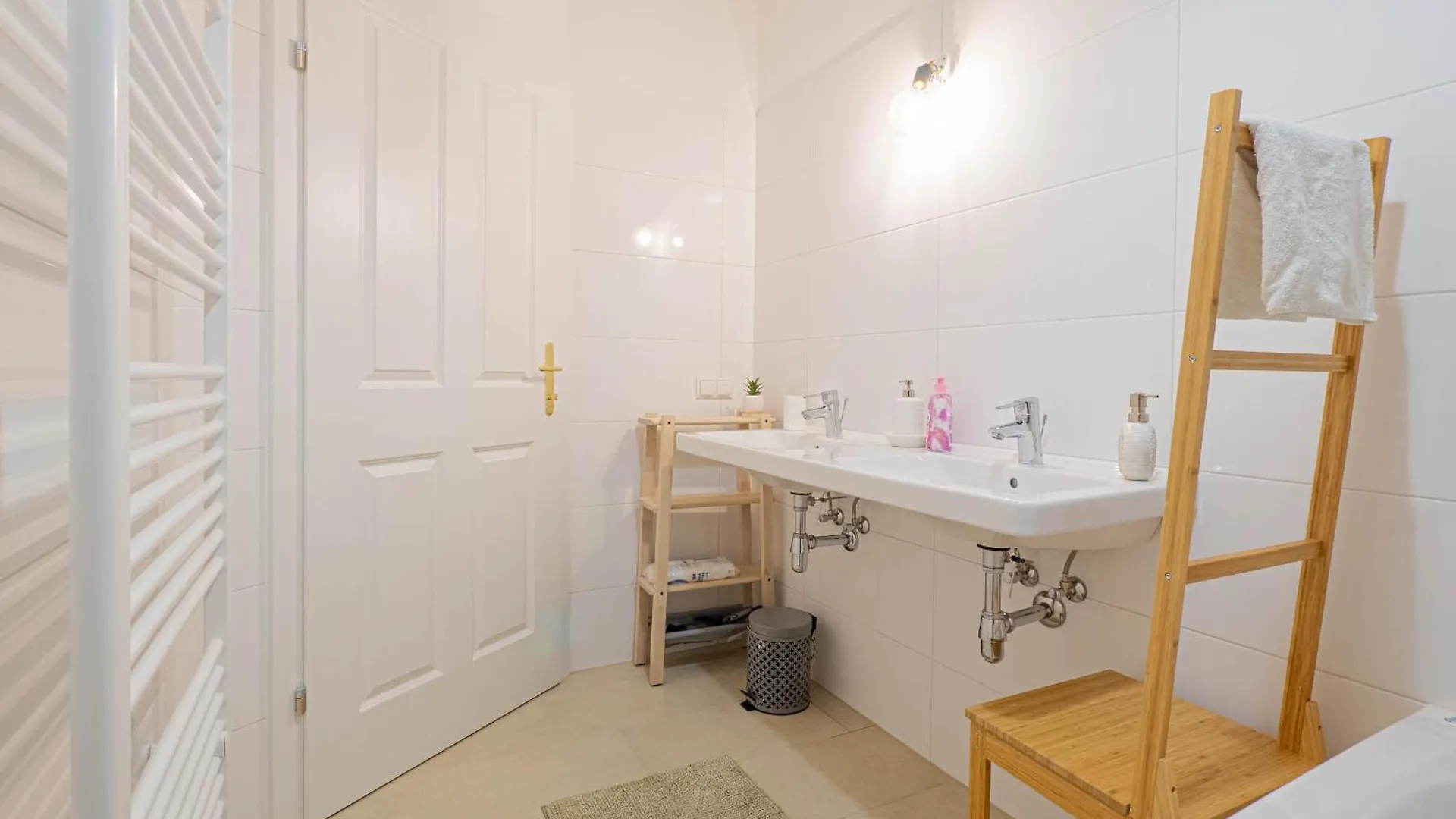 Shopping & Gourmet In Mariahilf Apartment Vienna 0*,  Austria