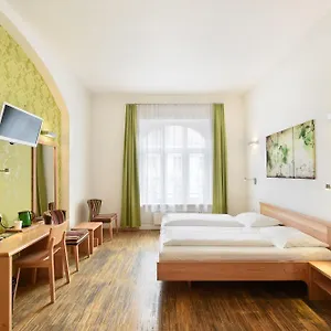 3* Hotel Mocca