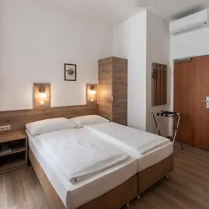 3* Hotel Terminus
